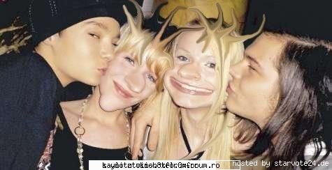 ce mai ashteptzi tom? unde tzi'e camera? poze th;)